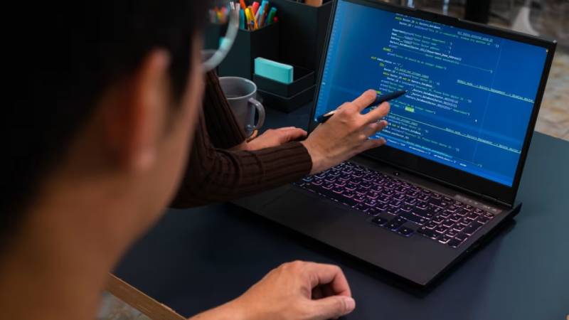 涞源县工业软件定制开发:破局传统制造数字化转型的“精准钥匙”